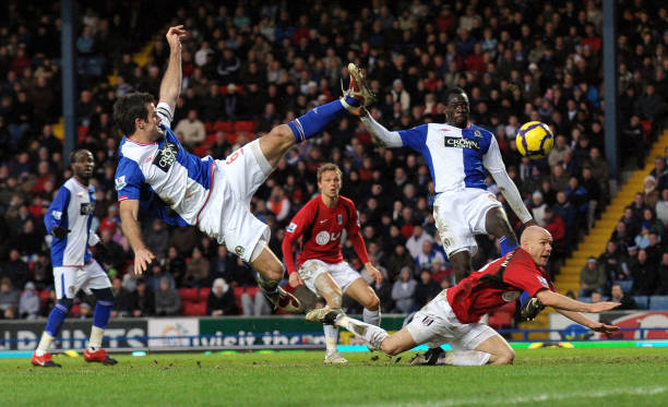 球员迈出国 球员迈出国