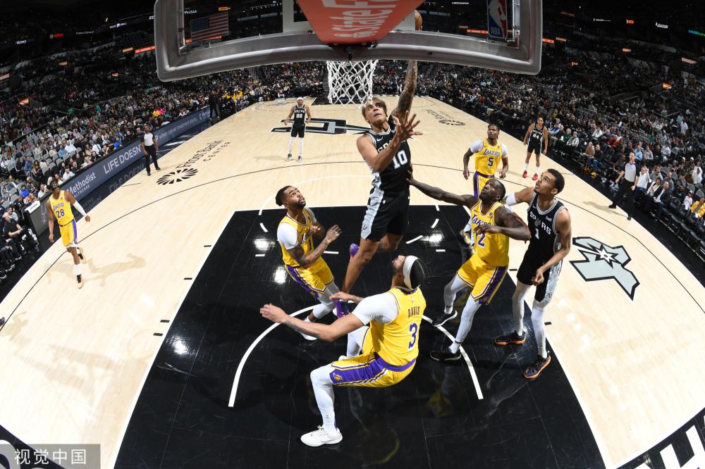 足坛的劲旅 足坛的劲旅